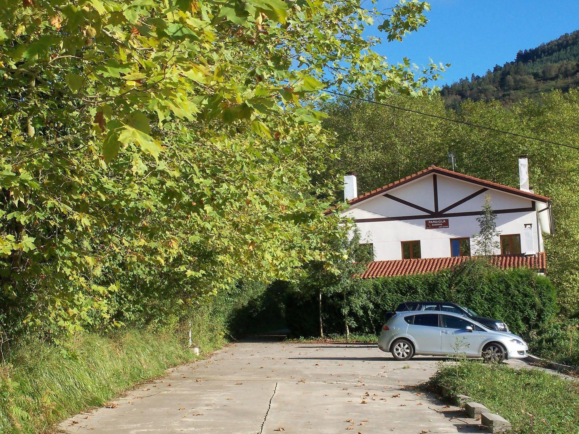 Pardiola Baserria Hernani Exterior photo