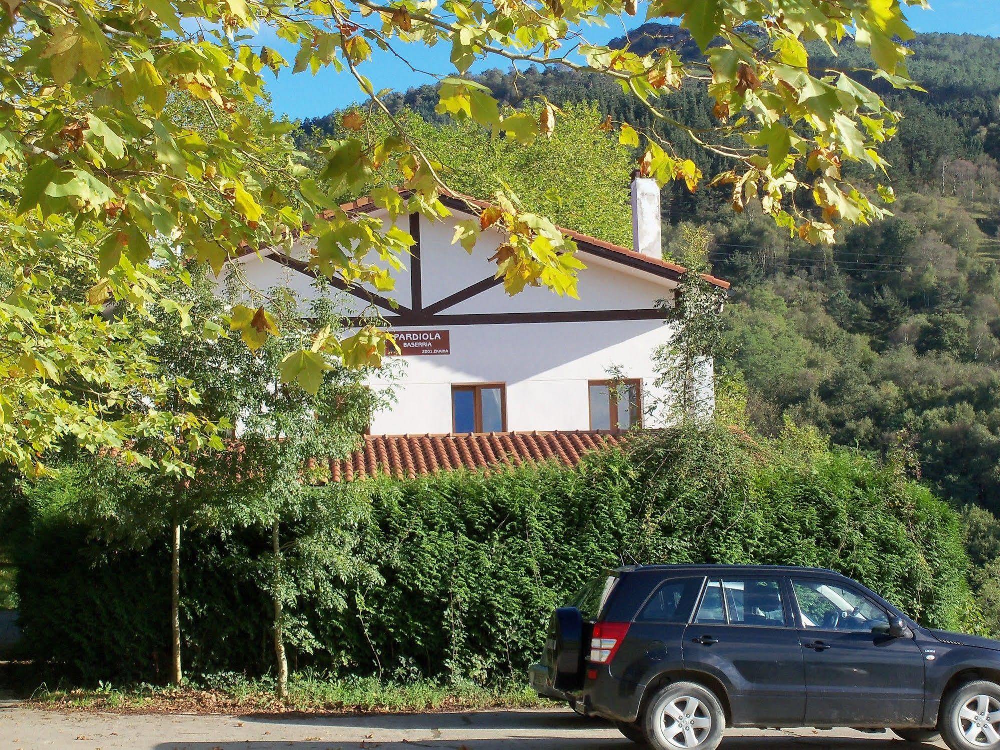 Pardiola Baserria Hernani Exterior photo